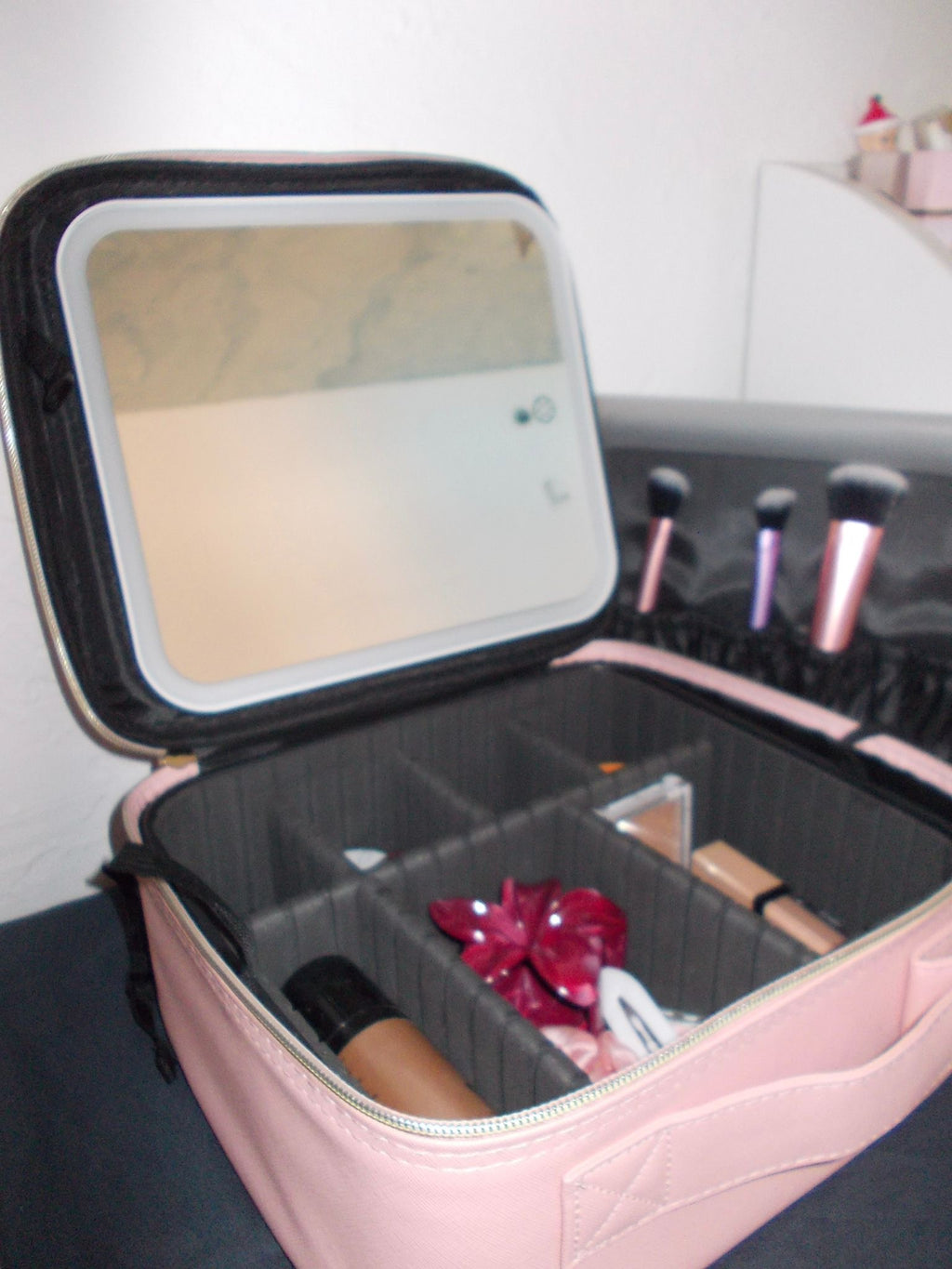 Organizador de maquillaje portátil con espejo LED